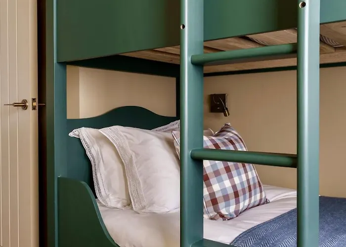 Signature Residence, The Residences