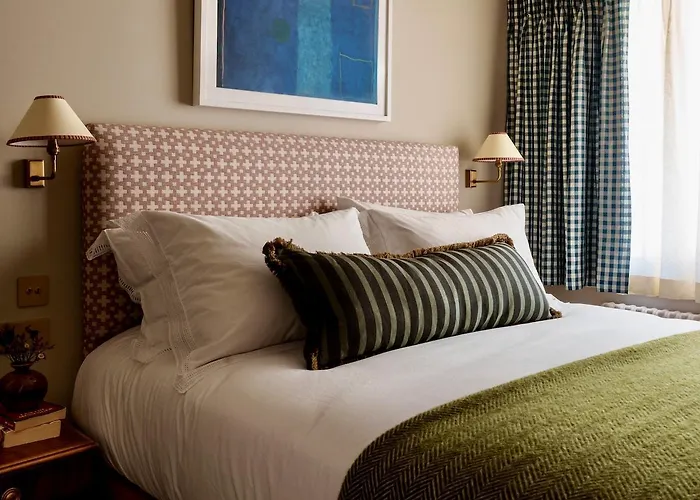 Signature Residence, The Residences Apartment